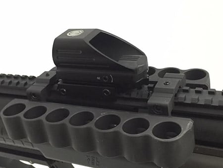 The DAGGER DEFENSE DDHB RED DOT REFLEX SIGHT comes with four reticles to choose from, depending on your needs