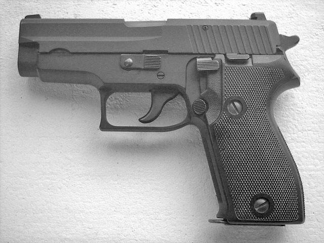 image of Sig Sauer P220