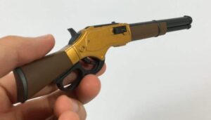 tiny toy hunting gun