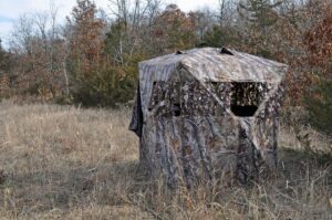 ground blind for bowhunting