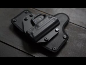 image of Alien Gear Cloak Beretta 92A1 Holster